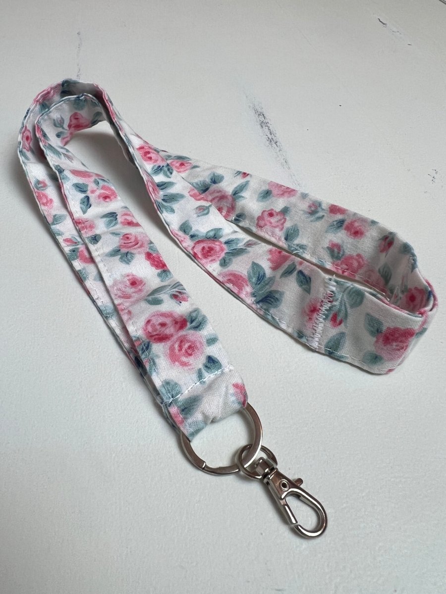 Lanyard- Sweet Roses - The Southern Nest