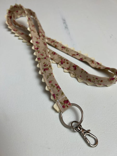 Lanyard- Vintage Floral with Cream Trim - The Southern Nest