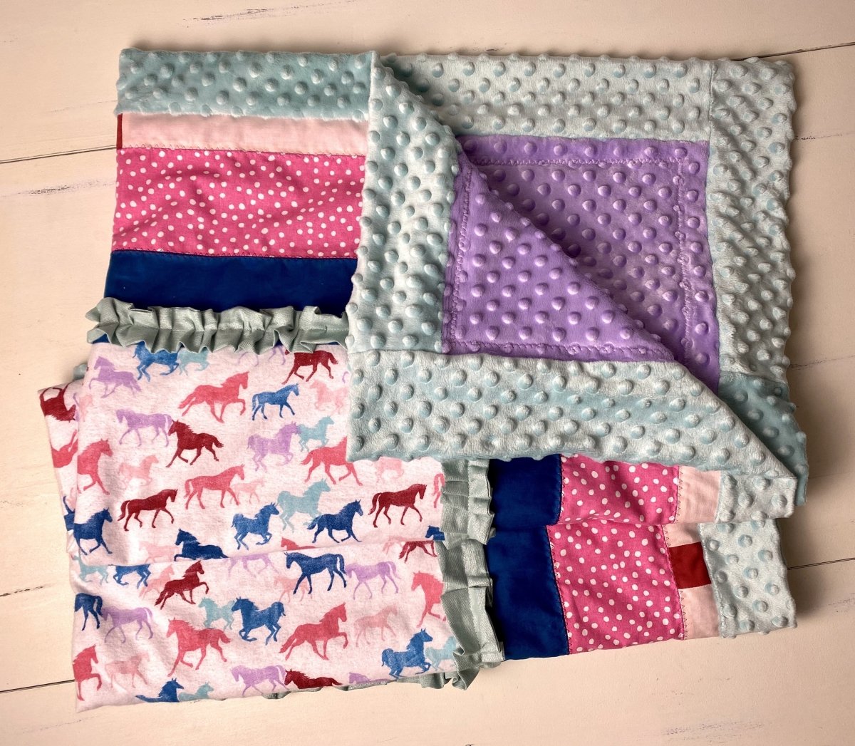 Mini-throw Quilt- Girly Horses - The Southern Nest